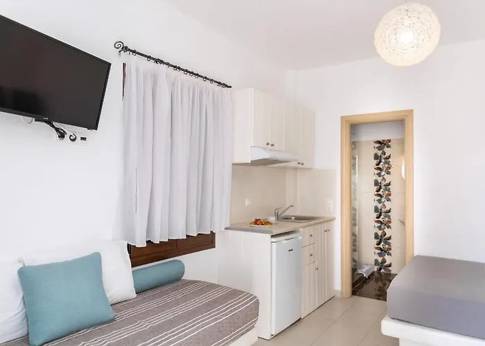 Naxos Superior Triple Balcony 200m From St George Views Saint George