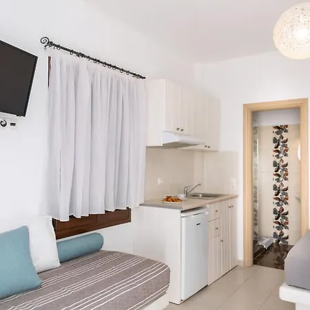 Naxos Superior Triple Balcony 200m From St George Views Saint George